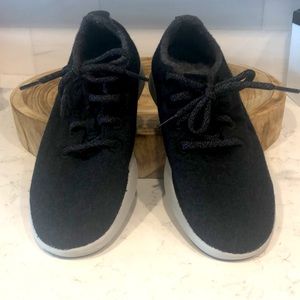 W7  Allbirds washable wool tennis Excellent cond ⭐️‼️